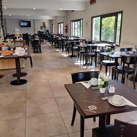 Hotel Hurlingham 维拉卡洛斯帕兹 外观 照片