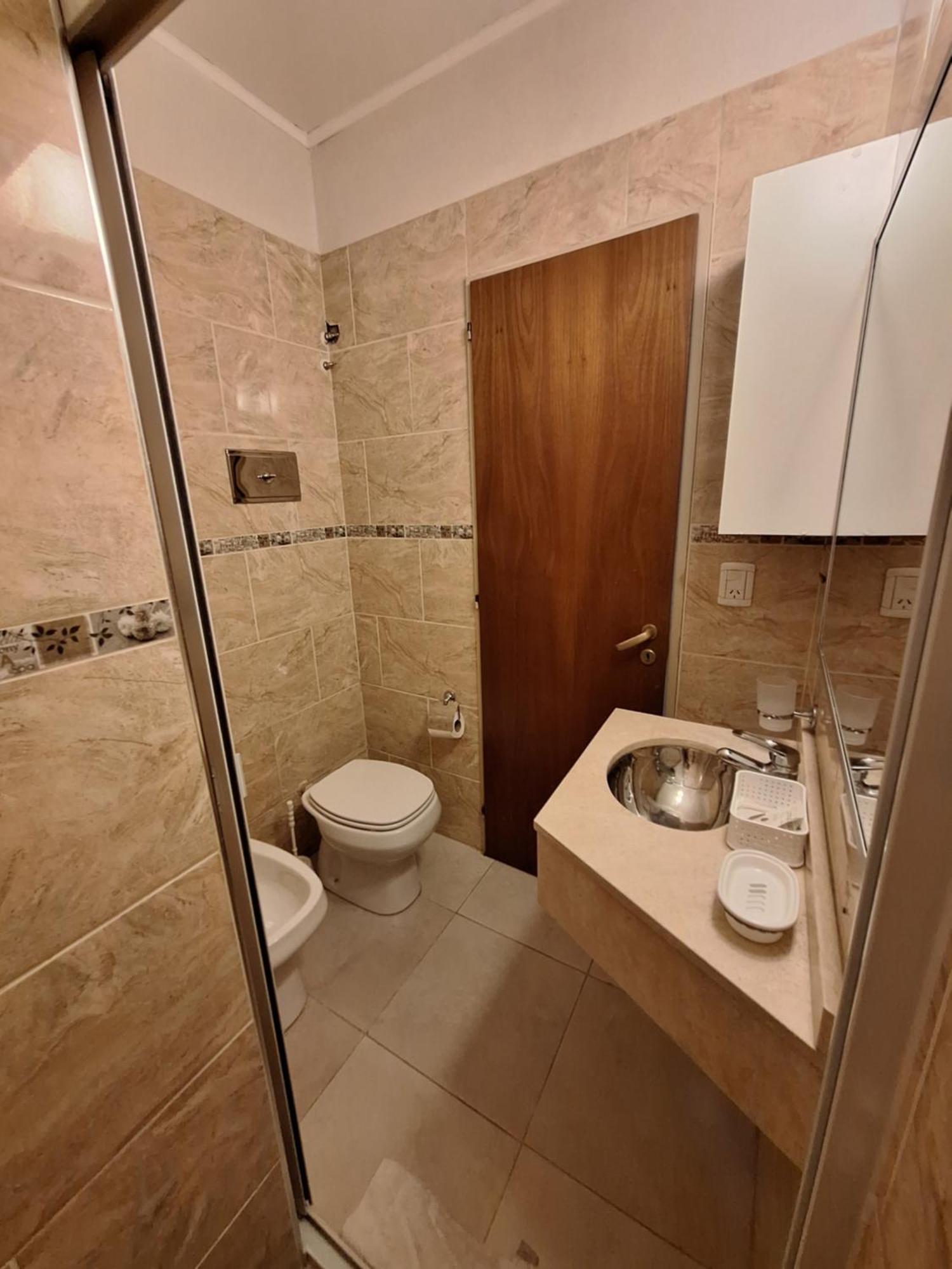 Hotel Hurlingham 维拉卡洛斯帕兹 外观 照片